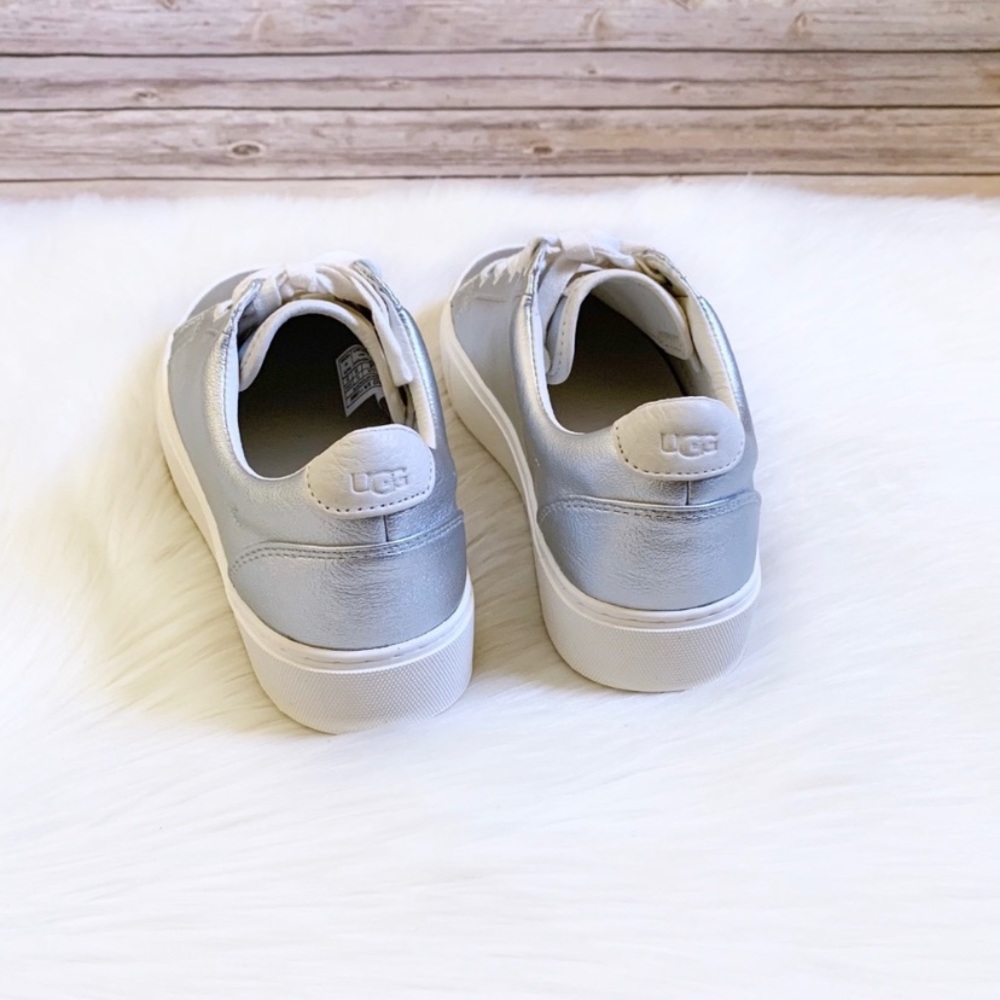 UGG Women’s Zilo Metallic Silver Sneakers - Picture 6 of 8